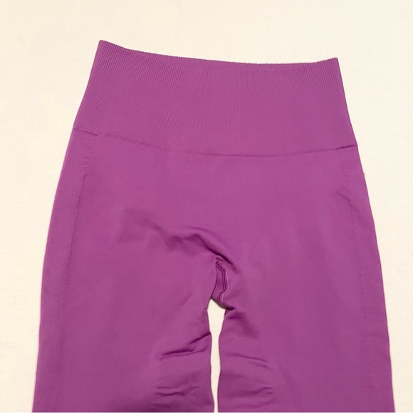 Lululemon Zone In Tight Seamless Legging Ultra Violet Compression Missing Size - Picture 2 of 16